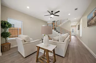 2526 Peabody, Dallas, TX 75215 - Photo 8