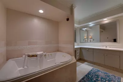 3621 Turtle Creek Boulevard #7E, Dallas, TX 75219 - Photo 16