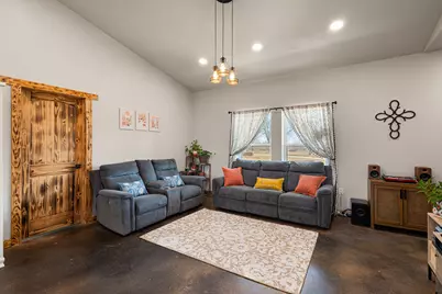 1501 Huddleston Road, Sunset, TX 76270 - Photo 4