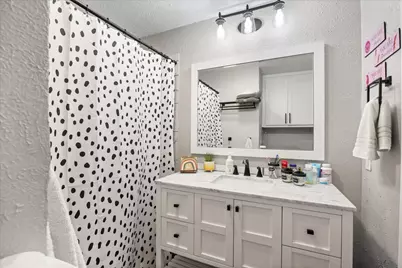 990 N Paddock Street, Stephenville, TX 76401 - Photo 6