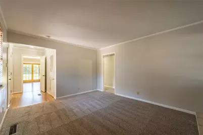 1217 Doncaster Street, Irving, TX 75062 - Photo 6