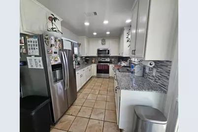 2549 Spring Creek Drive, Balch Springs, TX 75180 - Photo 4