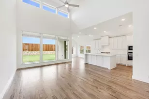 829 Blue Fescue Rd, Fort Worth, TX 76247 - Photo 8