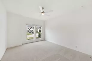 829 Blue Fescue Rd, Fort Worth, TX 76247 - Photo 4