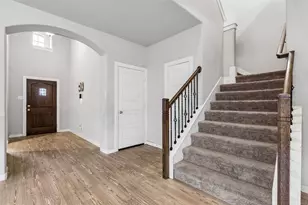 1813 Meadow Trail Ln, Aubrey, TX 76227 - Photo 6