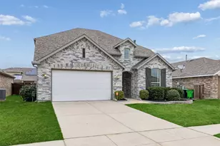 1813 Meadow Trail Ln, Aubrey, TX 76227 - Photo 2