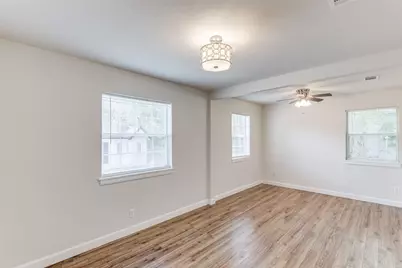 852 Northwood Road, Fort Worth, TX 76107 - Photo 10