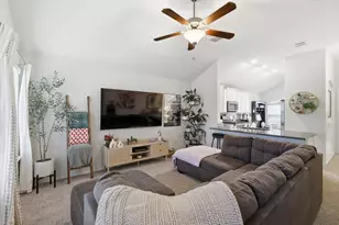 14653 Basketweaver Ln, Fort Worth, TX 76052 - Photo 6