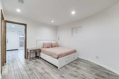 4130 Newton Avenue #C, Dallas, TX 75219 - Photo 14