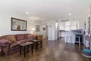 108 Harbor Dr, Runaway Bay, TX 76426 - Photo 10