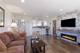 108 Harbor Dr, Runaway Bay, TX 76426 - Photo 12