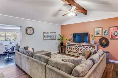 240 Smith Street, Burleson, TX 76028 - Photo 12