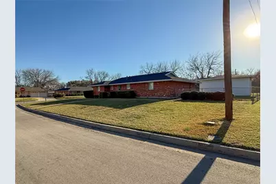 240 Smith Street, Burleson, TX 76028 - Photo 30