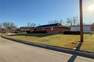 240 Smith St, Burleson, TX 76028 - Photo 30