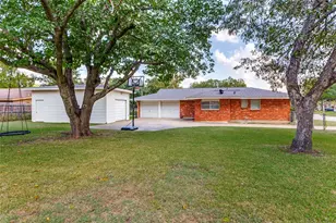 240 Smith St, Burleson, TX 76028 - Photo 28