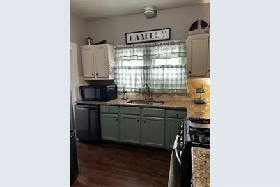 1518 W Park Avenue, Corsicana, TX 75110 - Photo 12