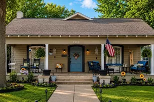 1518 W Park Ave, Corsicana, TX 75110 - Photo 1