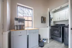 1301 N St Charles Ave, Pilot Point, TX 76258 - Photo 16