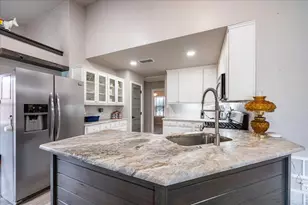 1301 N St Charles Ave, Pilot Point, TX 76258 - Photo 12