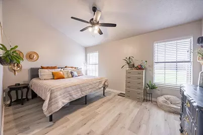 1301 N Saint Charles Avenue, Pilot Point, TX 76258 - Photo 22