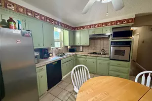 305 S 1st St, Crandall, TX 75114 - Photo 14