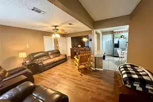 305 S 1st St, Crandall, TX 75114 - Photo 10