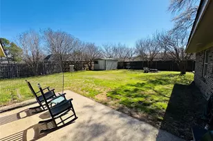 305 S 1st St, Crandall, TX 75114 - Photo 34