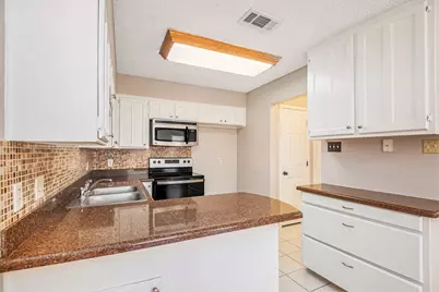 617 S Las Vegas Trail, White Settlement, TX 76108 - Photo 12