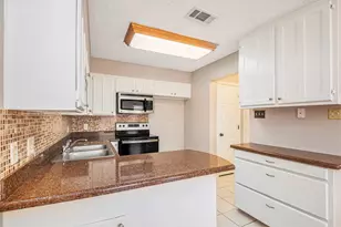 617 S Las Vegas Trail, White Settlement, TX 76108 - Photo 12