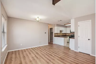 617 S Las Vegas Trail, White Settlement, TX 76108 - Photo 10