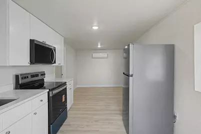 9021 White Settlement Road, White Settlement, TX 76108 - Photo 30