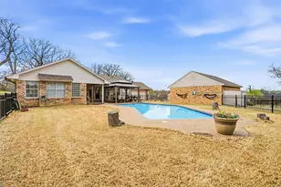 205 Roaring Springs Dr, Joshua, TX 76058 - Photo 36