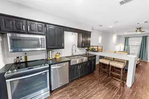 1358 S 12th St, Waco, TX 76706 - Photo 6