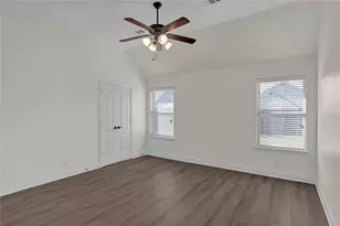 2105 Burke Dr, Princeton, TX 75407 - Photo 10