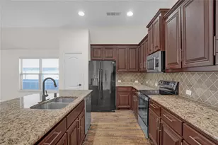 2105 Burke Dr, Princeton, TX 75407 - Photo 4