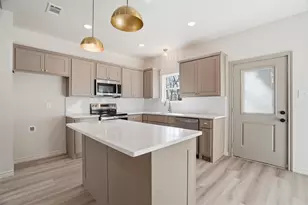 103 N Peverly St, Whitney, TX 76692 - Photo 8