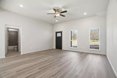 103 N Peverly Street, Whitney, TX 76692 - Photo 4