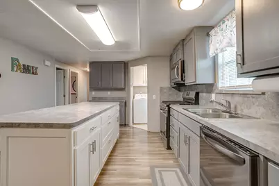 202 S Avenue C, Blum, TX 76627 - Photo 10