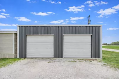 202 S Avenue C, Blum, TX 76627 - Photo 2