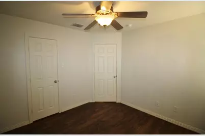 5316 Lake Garden Drive, Grand Prairie, TX 75052 - Photo 22