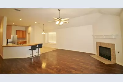 5316 Lake Garden Drive, Grand Prairie, TX 75052 - Photo 6