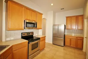 5316 Lake Garden Dr, Grand Prairie, TX 75052 - Photo 10