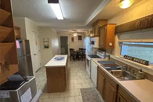 212 Rose Cir, Gordonville, TX 76245 - Photo 10