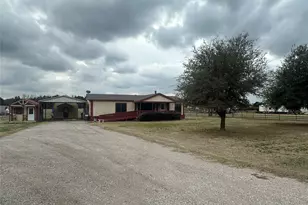 212 Rose Cir, Gordonville, TX 76245 - Photo 2
