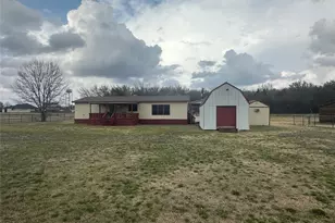 212 Rose Cir, Gordonville, TX 76245 - Photo 8