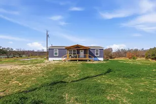 7553 Hutcheson Hill Rd, Springtown, TX 76082 - Photo 2