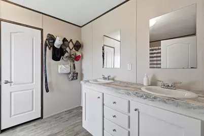 7553 Hutcheson Hill Road, Springtown, TX 76082 - Photo 22