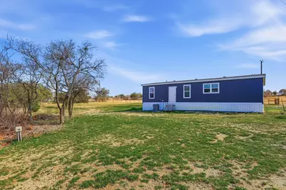 7553 Hutcheson Hill Road, Springtown, TX 76082 - Photo 34