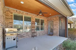 8701 Oakland Ct, Granbury, TX 76049 - Photo 26