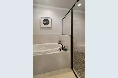 8701 Oakland Court, Granbury, TX 76049 - Photo 20